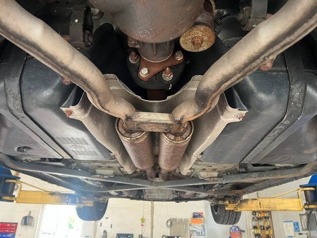 Used 2002 Ford Thunderbird RWD image 36