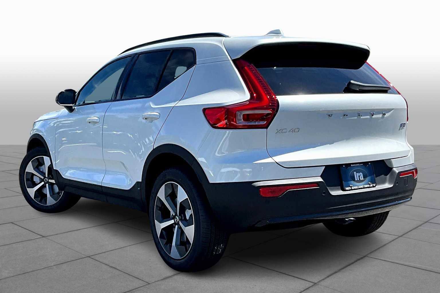 New 2026 Volvo XC40 B5 Plus w/ Protection Package Premier image 3