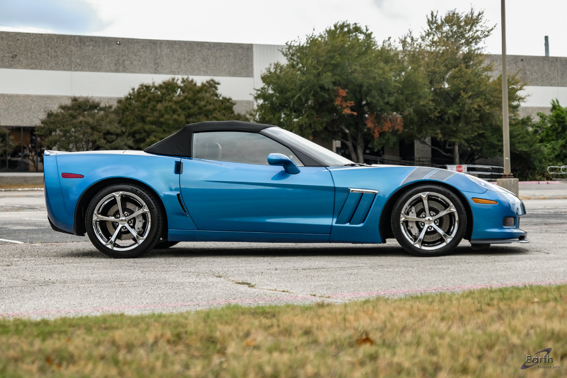 Used 2011 Chevrolet Corvette Grand Sport w/ Preferred Equipment Group RWD image 25