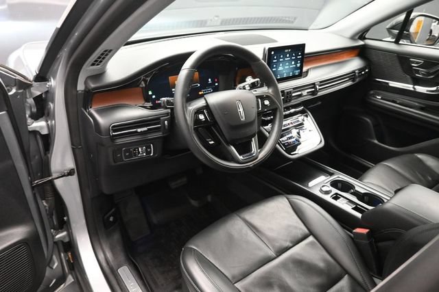 Certified 2022 Lincoln Corsair Reserve w/ Elements Package FWD image 9