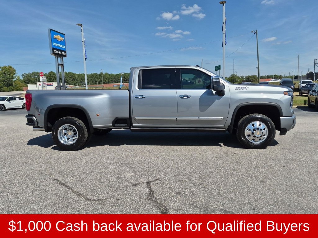 New 2026 Chevrolet Silverado 3500 High Country w/ High Country Premium Package AWD/4WD image 3