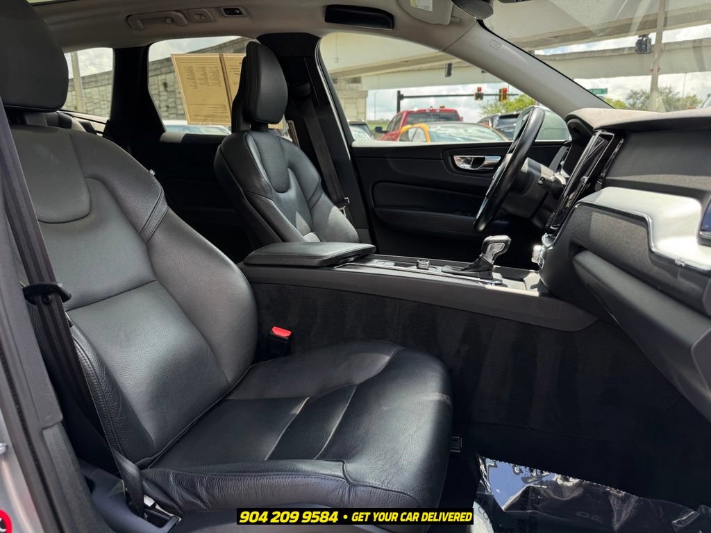 Used 2018 Volvo XC60 T6 Momentum w/ Vision Package AWD/4WD image 36