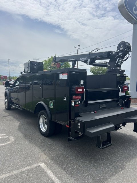 New 2024 Ford F550 4x4 SuperCab Super Duty w/ XLT Value Package image 4