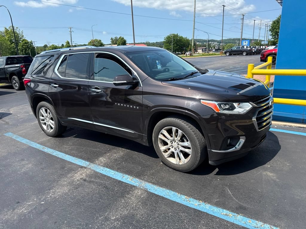 Used 2018 Chevrolet Traverse High Country AWD/4WD image 11
