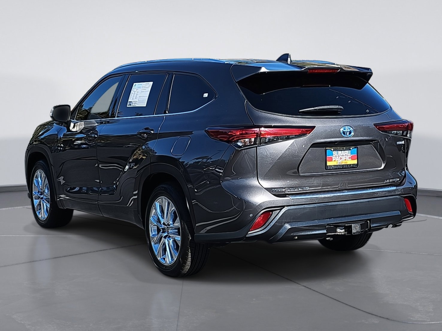 Used 2022 Toyota Highlander Limited image 5