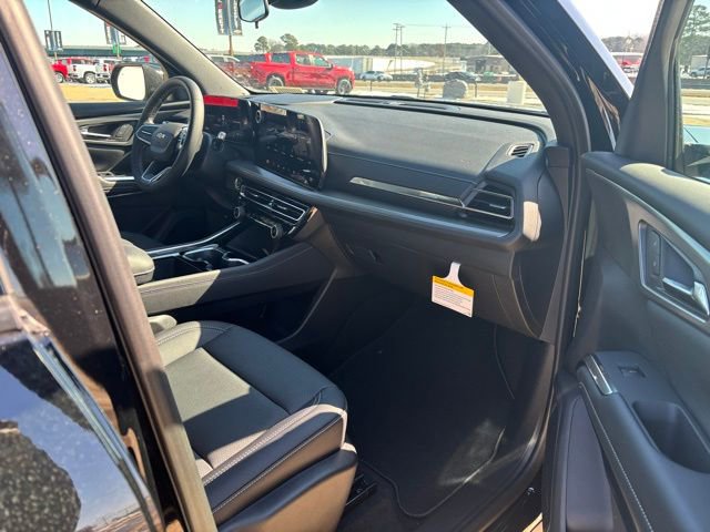 New 2026 Chevrolet Traverse LT w/ Sun and Wheel Package FWD image 15