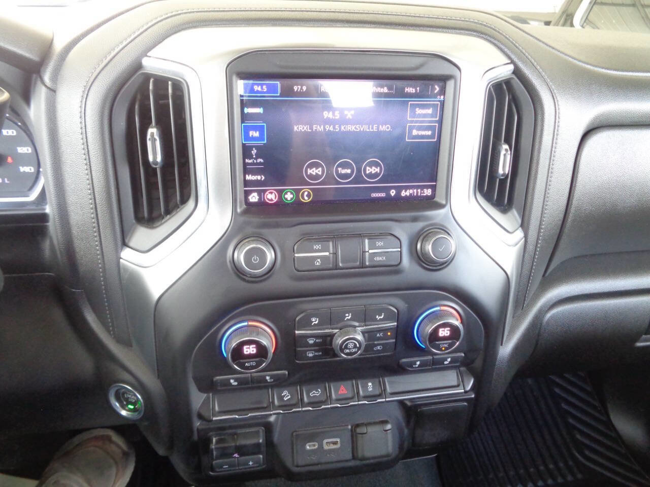 Used 2022 Chevrolet Silverado 2500 LT w/ Convenience Package AWD/4WD image 31