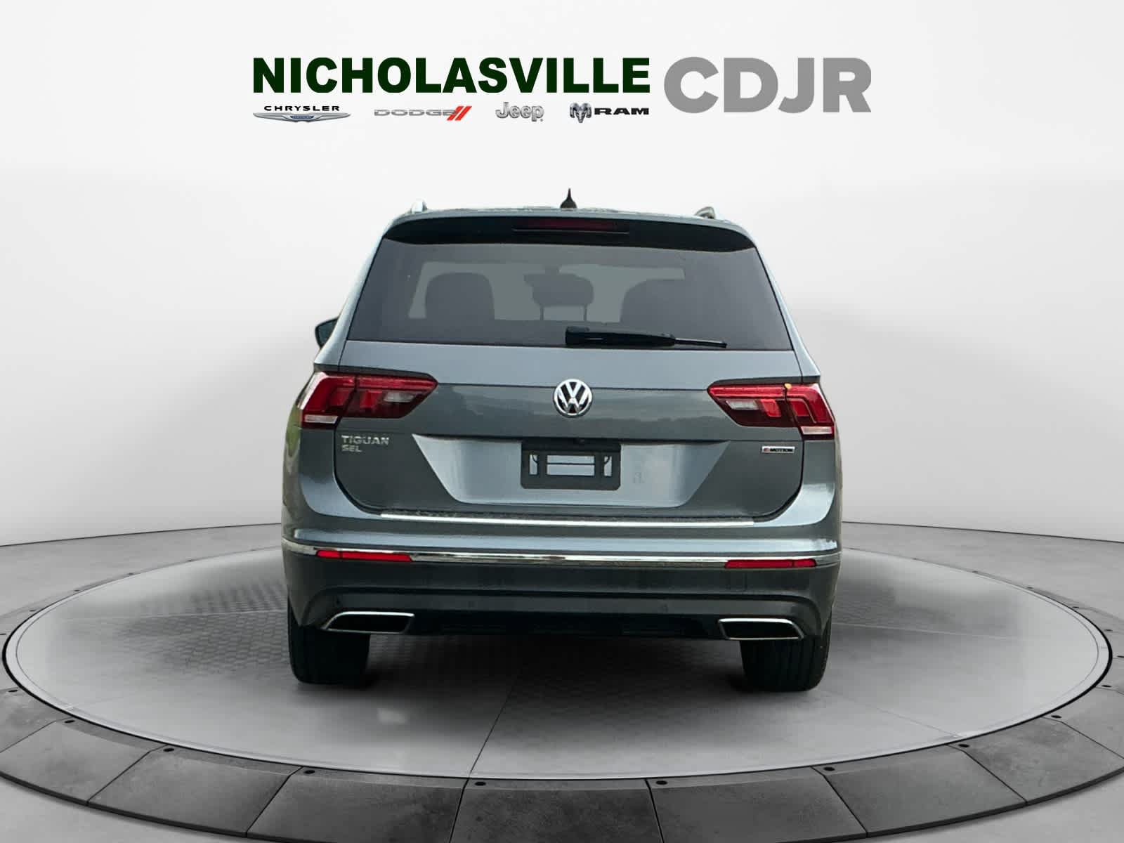 Used 2019 Volkswagen Tiguan SEL AWD/4WD image 4