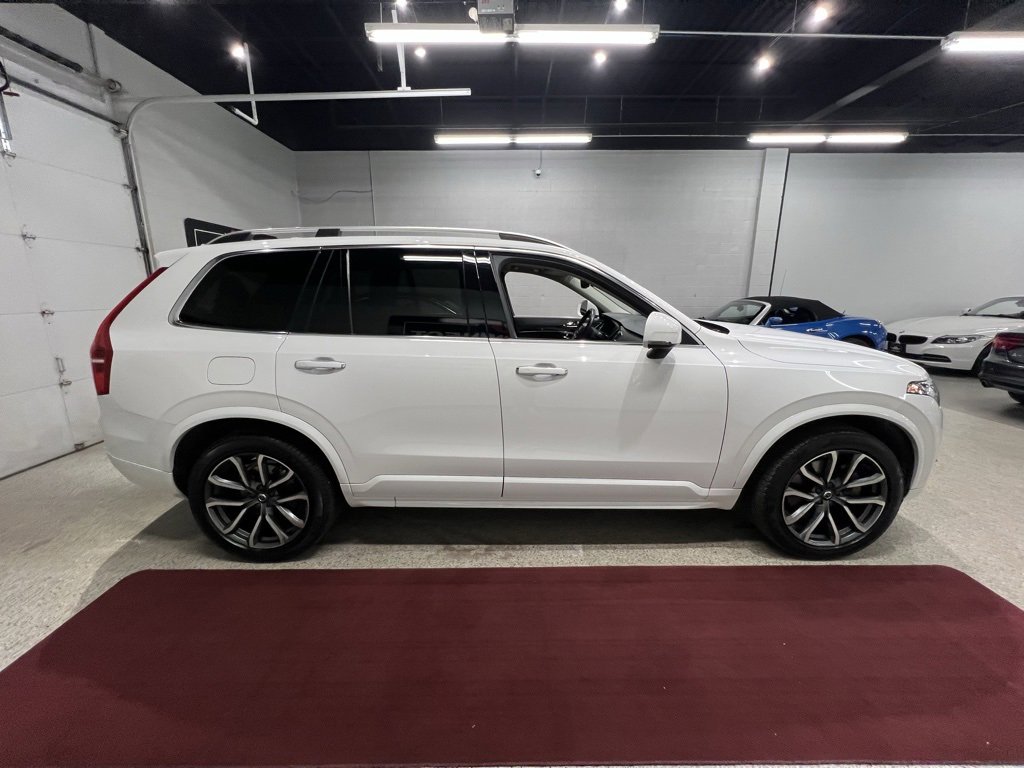 Used 2019 Volvo XC90 T6 Momentum w/ Protection Package image 9