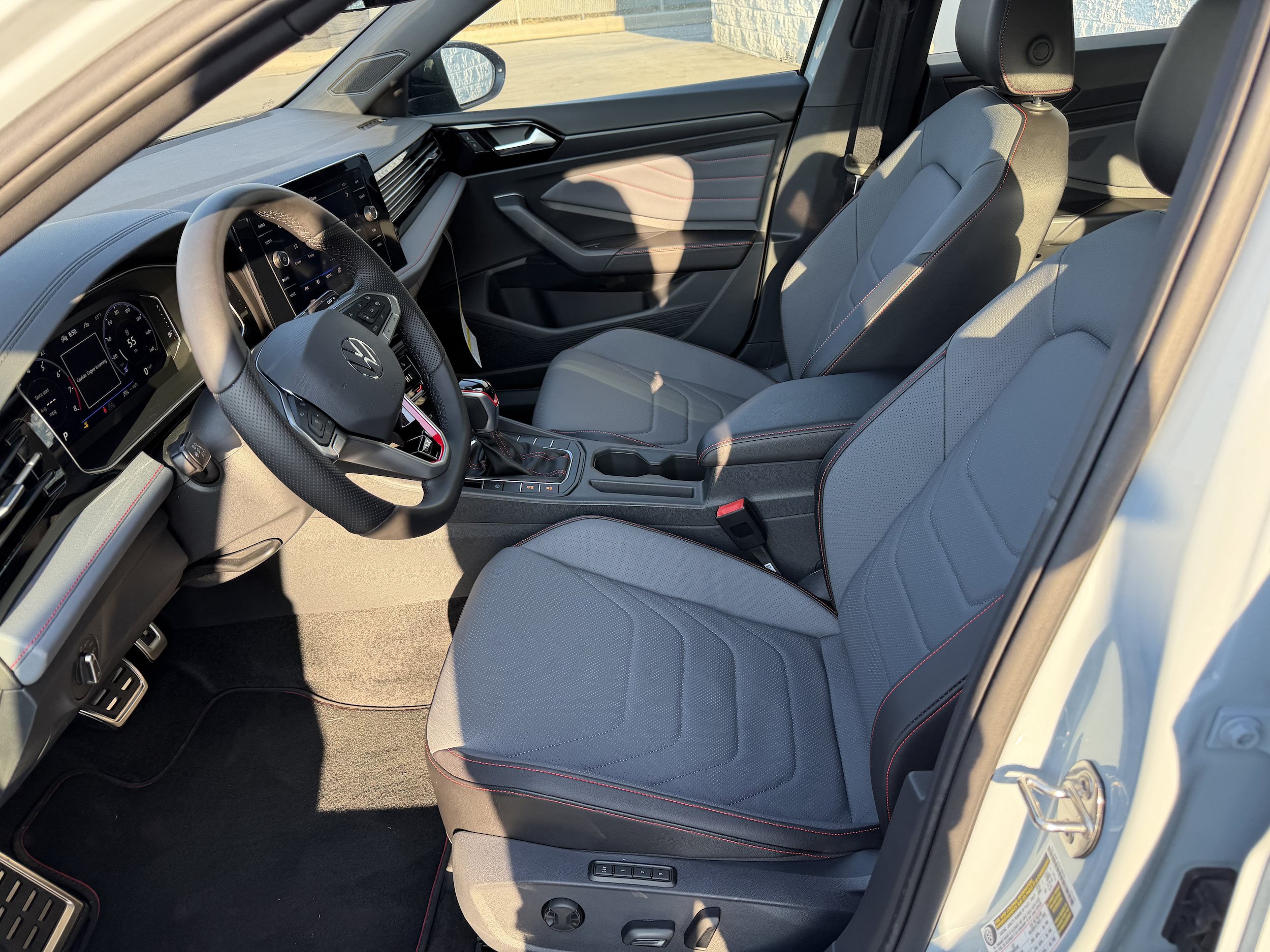 New 2026 Volkswagen Jetta GLI Autobahn FWD image 10
