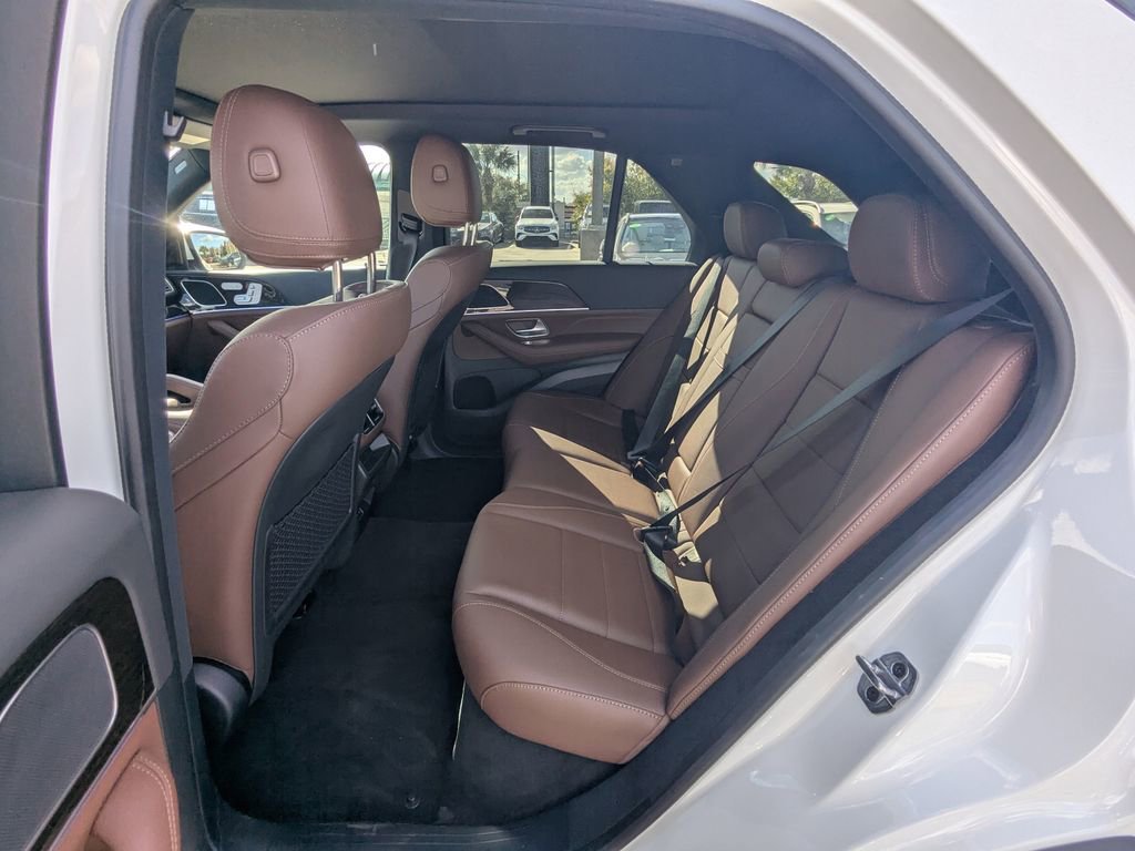 Used 2025 Mercedes-Benz GLE 450e 4MATIC image 25
