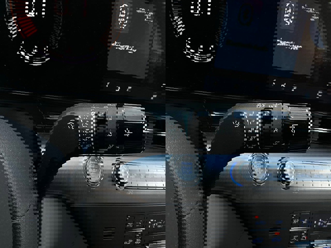 Used 2025 Hyundai Kona SEL image 38