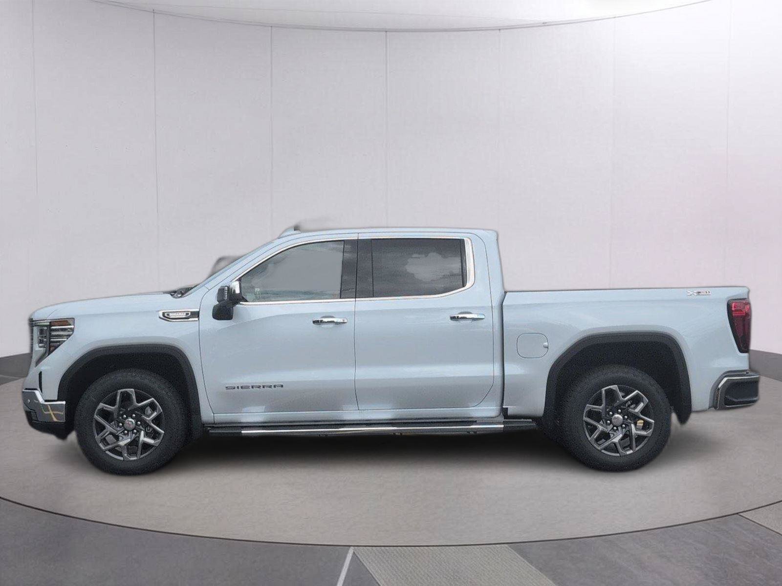 New 2026 GMC Sierra 1500 SLT w/ SLT Premium Plus Package AWD/4WD image 2