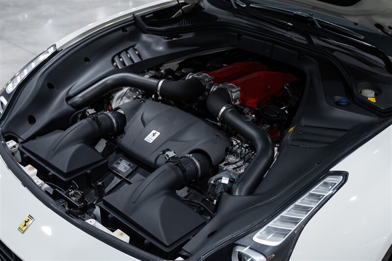 Used 2016 Ferrari California T RWD image 42