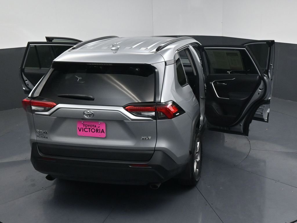 Used 2023 Toyota RAV4 XLE image 21