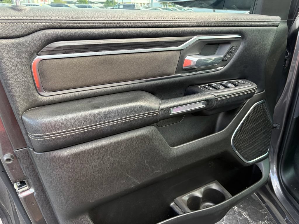 Used 2024 RAM 1500 Laramie AWD/4WD image 14