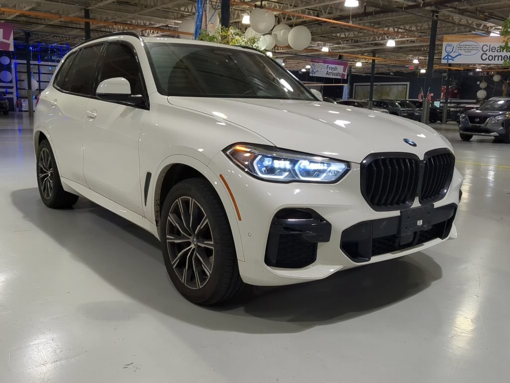 Certified 2023 BMW X5 M50i w/ Executive Package AWD/4WD image 5