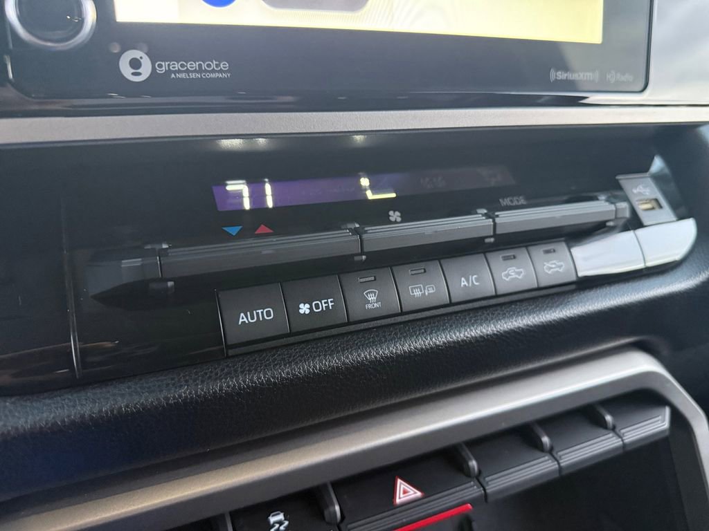 Used 2022 Toyota Tundra SR5 w/ SR5 Convenience Package image 22