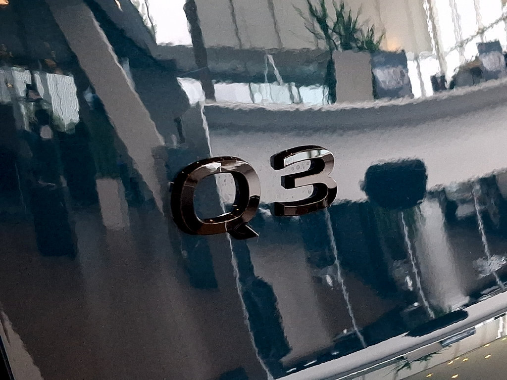 New 2026 Audi Q3 quattro 2.0T AWD/4WD image 17