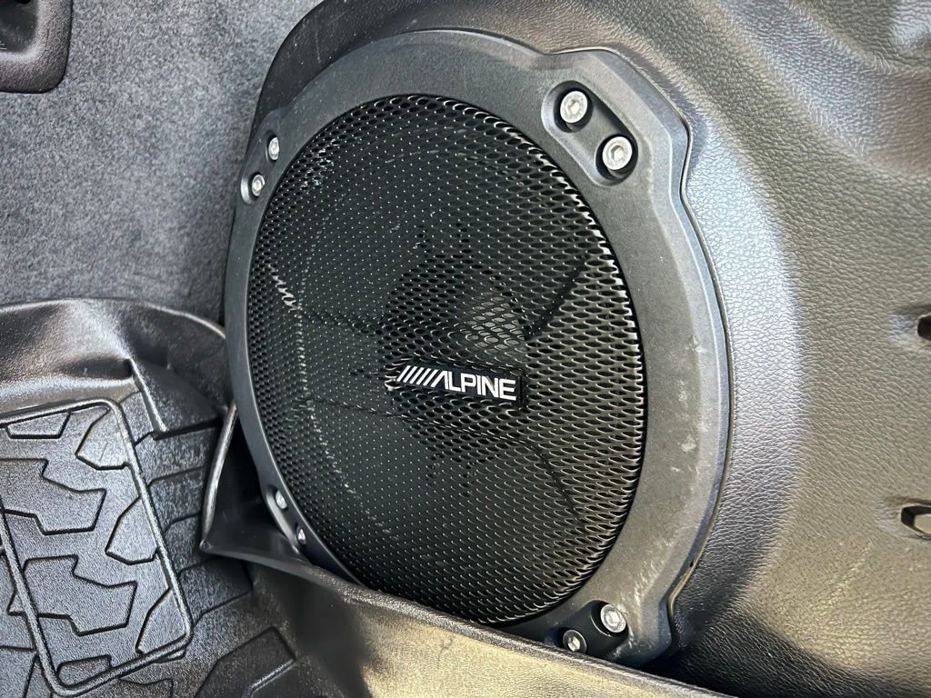 Used 2022 Jeep Wrangler Unlimited Sahara w/ Cold Weather Group image 26