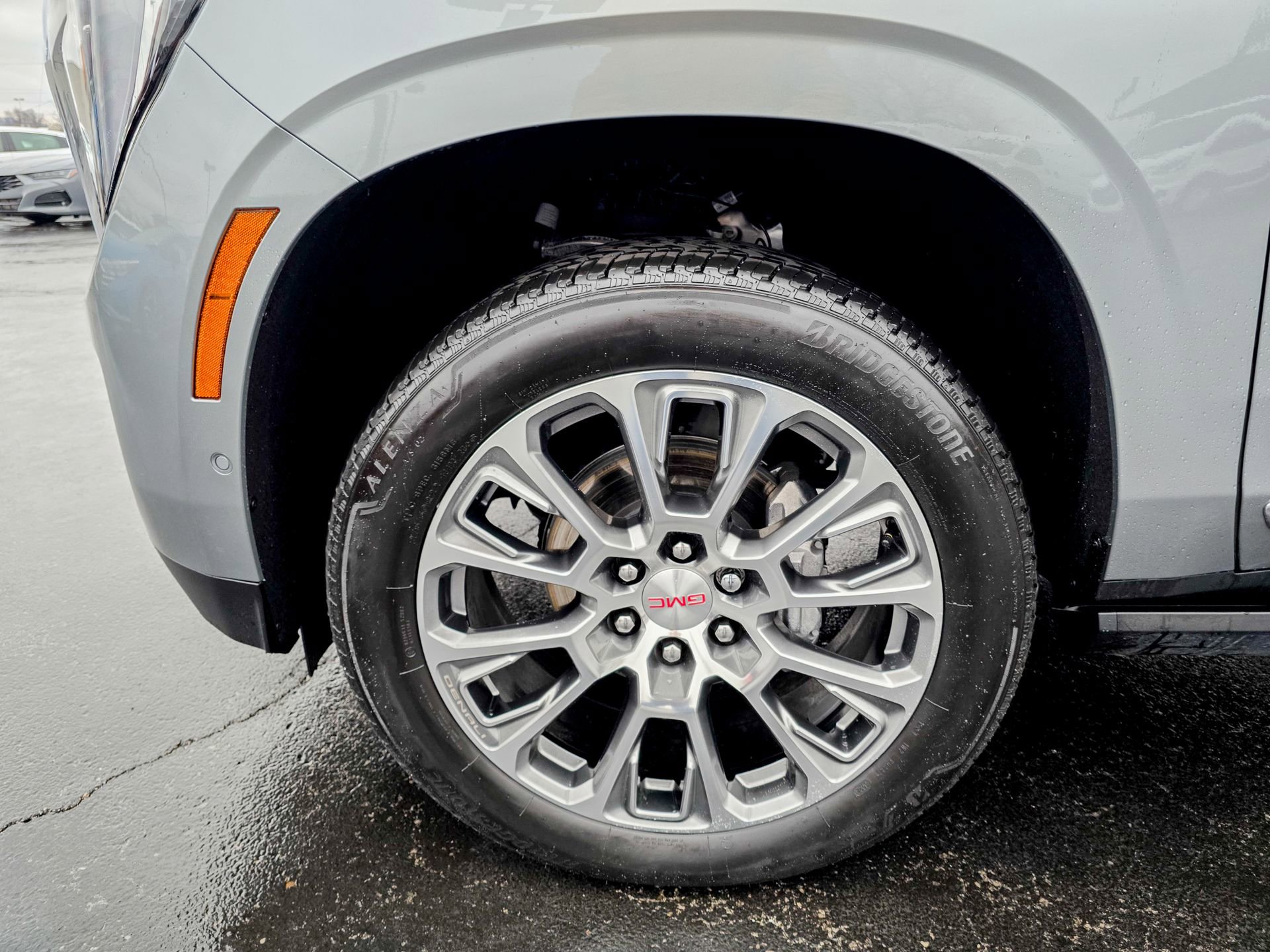 Used 2025 GMC Yukon XL Denali w/ Sun & Power Step Package image 14