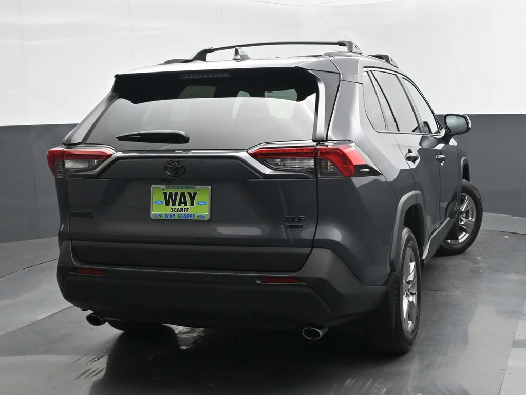 Used 2024 Toyota RAV4 XLE AWD/4WD image 28