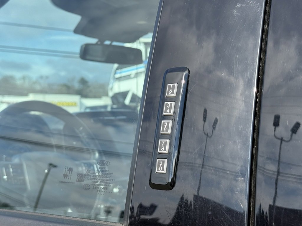 Used 2022 Ford F150 XLT w/ Equipment Group 302A High image 12