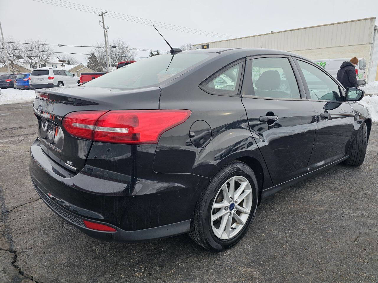 Used 2016 Ford Focus SE image 6