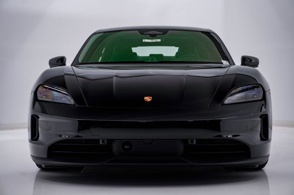 New 2026 Porsche Taycan image 6