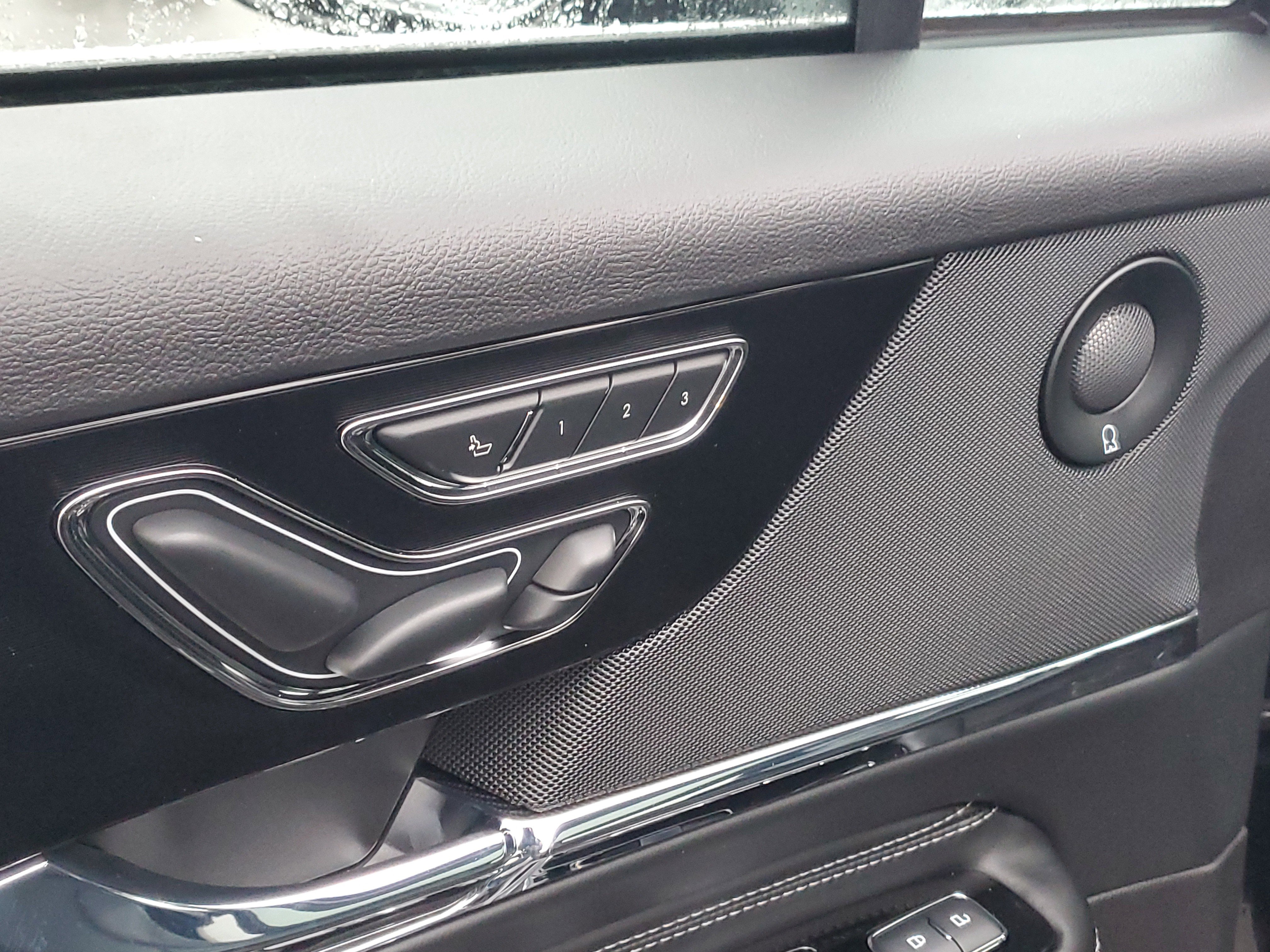 New 2026 Lincoln Corsair Grand Touring image 9