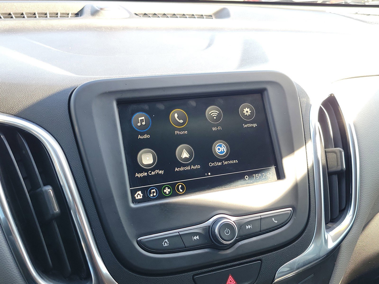 Used 2019 Chevrolet Equinox LS FWD image 26