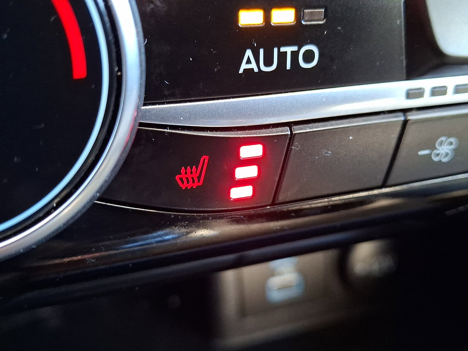 Certified 2022 Ford Escape SE w/ Convenience Package image 25