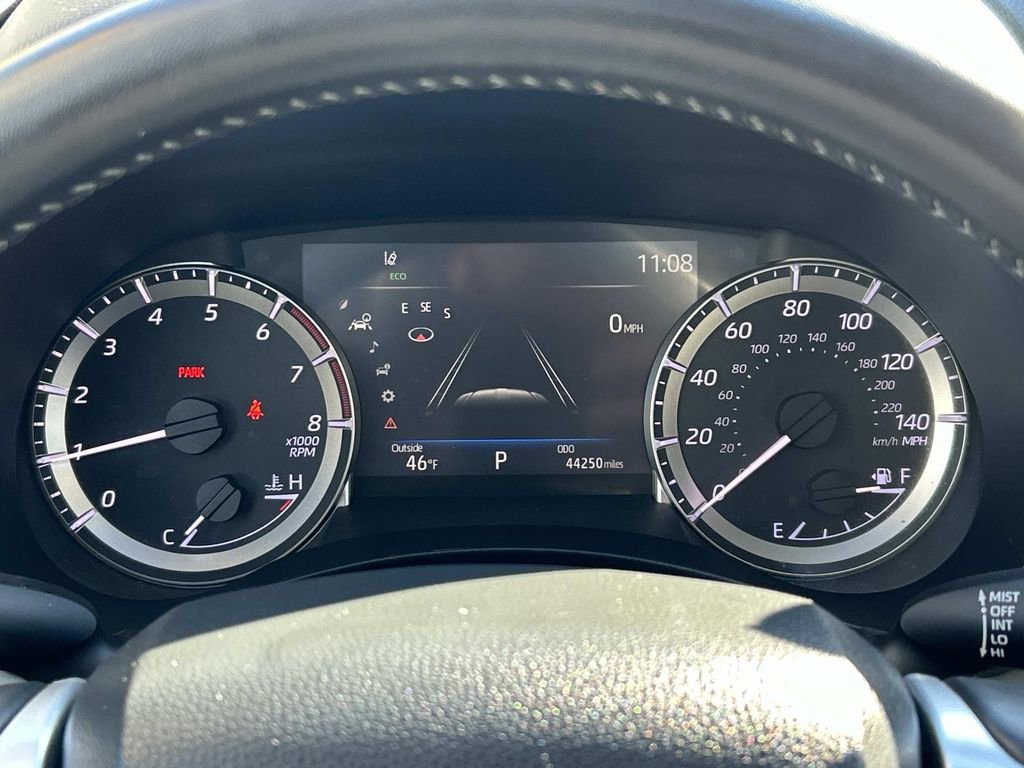 Used 2023 Toyota Highlander XLE image 23