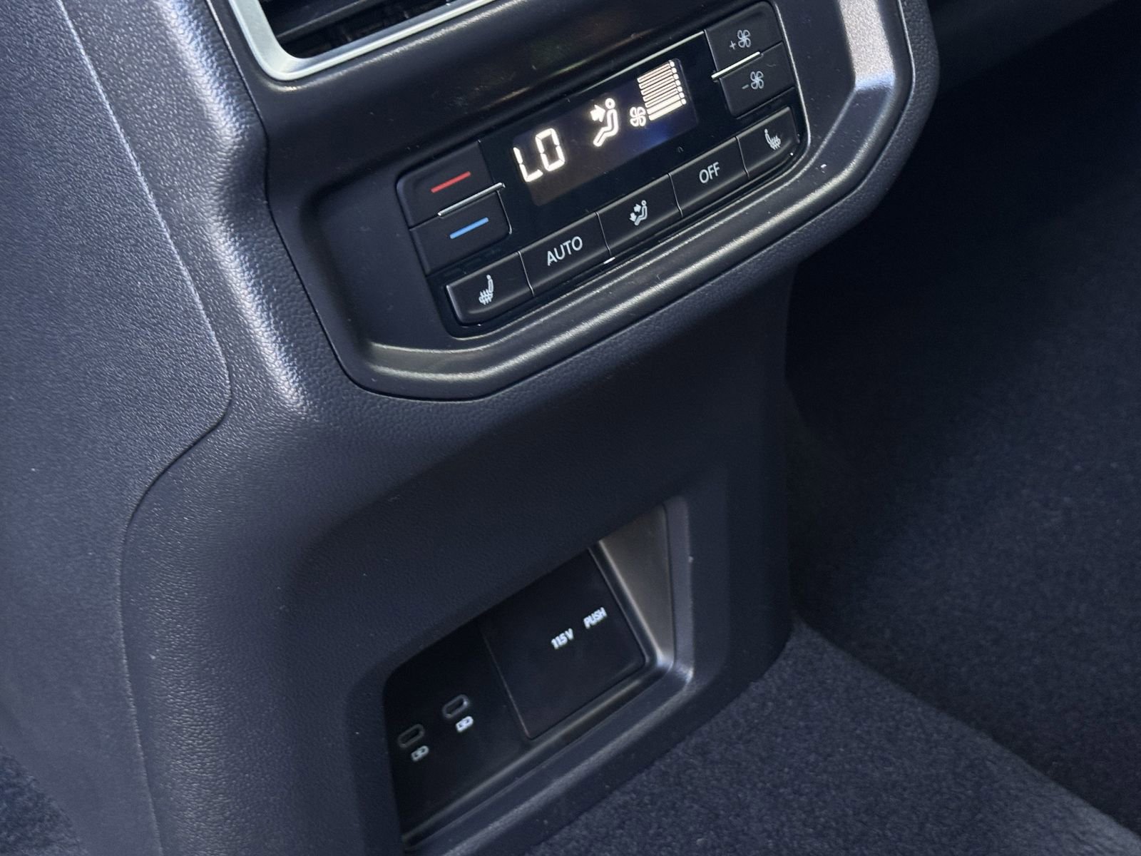 New 2026 Volkswagen Atlas SEL Premium R-Line image 28