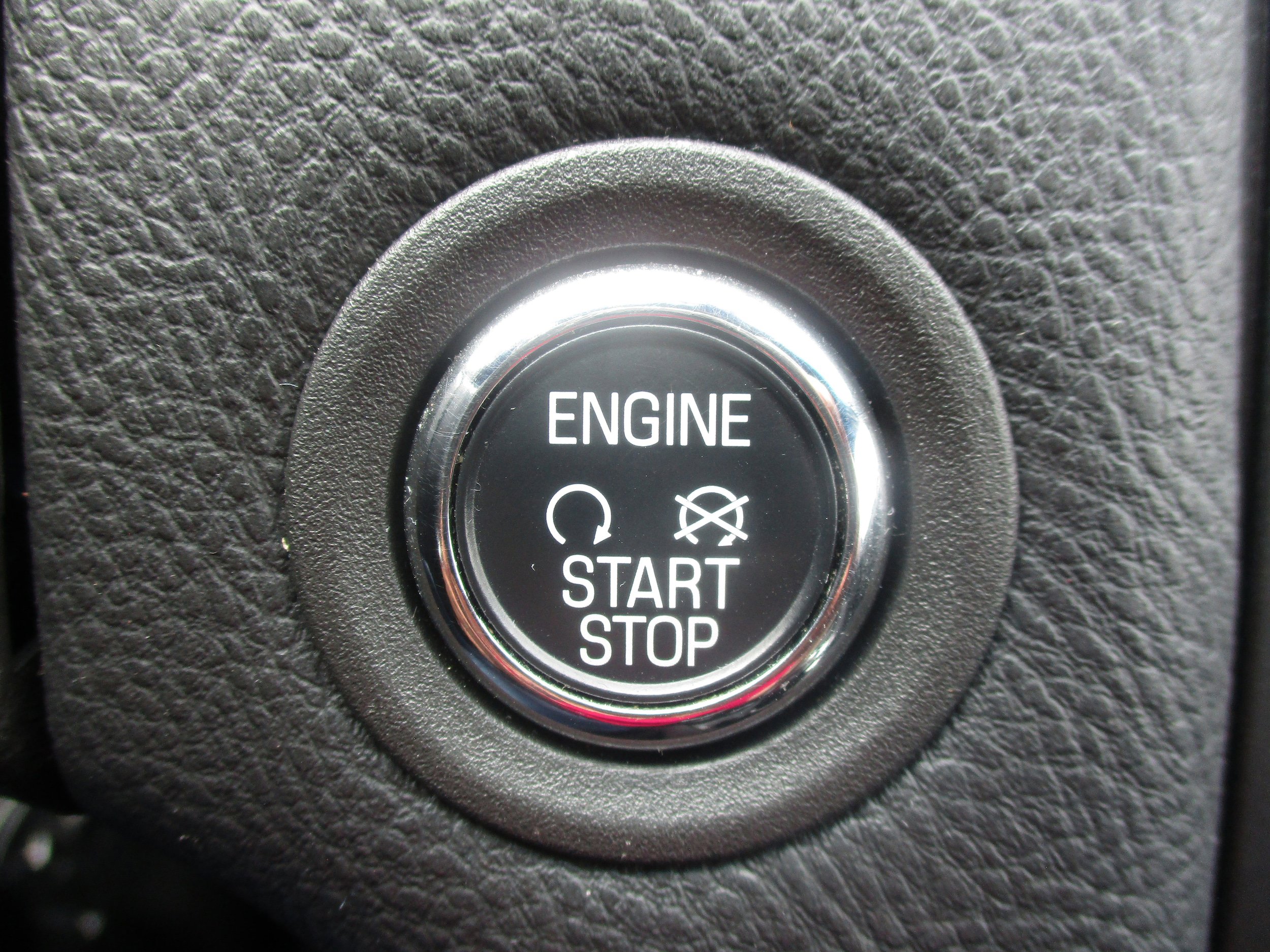 Used 2016 Ford Taurus SEL w/ Equipment Group 201A FWD image 18