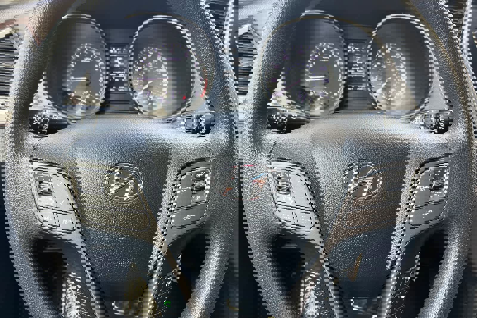 Used 2017 Hyundai Santa Fe Sport image 23