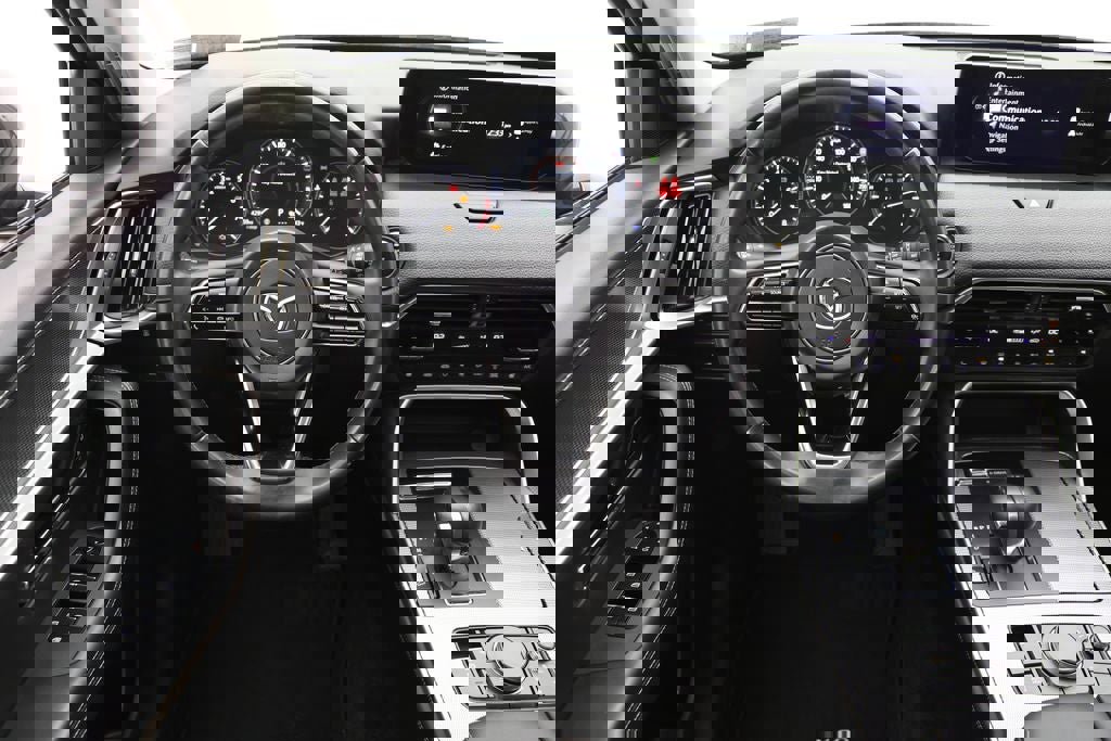 Used 2024 MAZDA CX-90 3.3 Turbo w/ Preferred Plus image 13