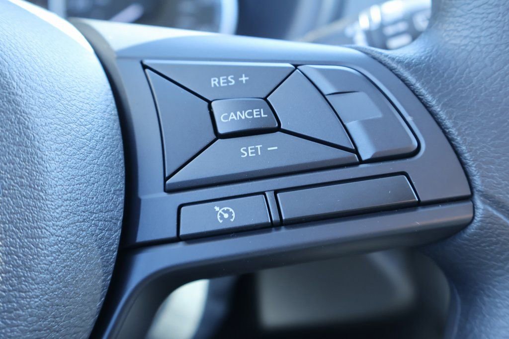 New 2025 Nissan Kicks Play S image 11