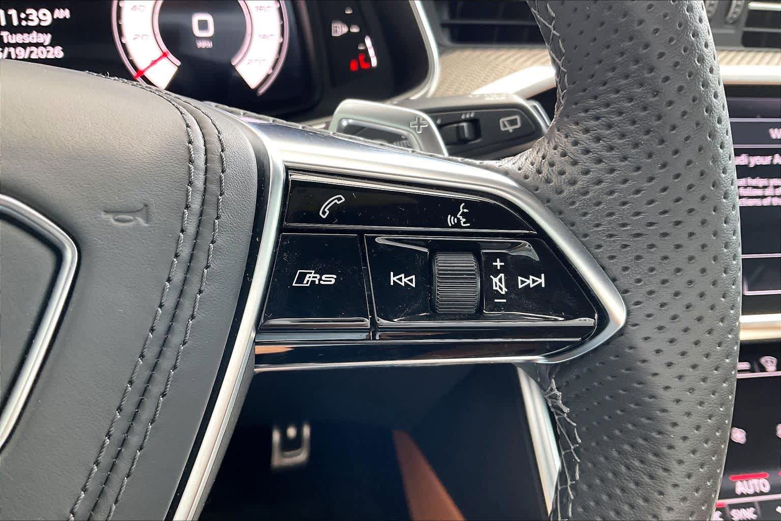 Used 2025 Audi RS 6 performance AWD/4WD image 24
