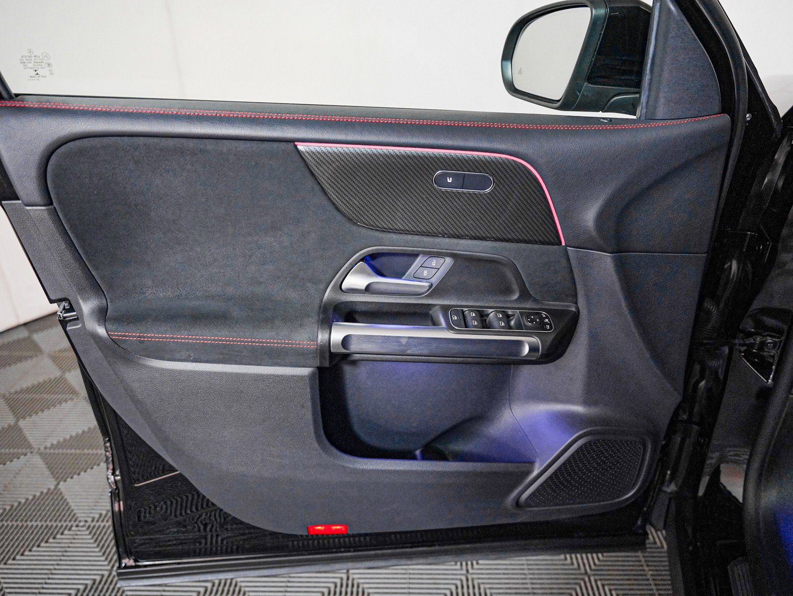 Certified 2022 Mercedes-Benz GLB 250 image 20