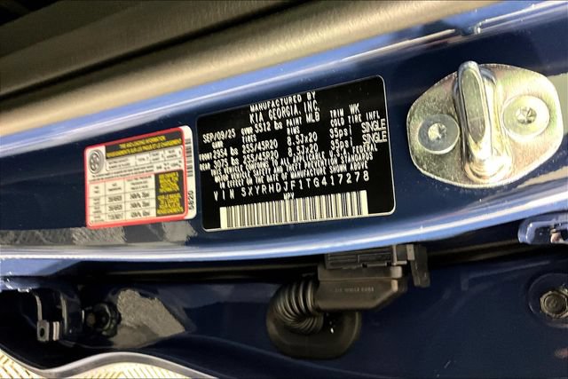 Certified 2026 Kia Sorento EX AWD/4WD image 9