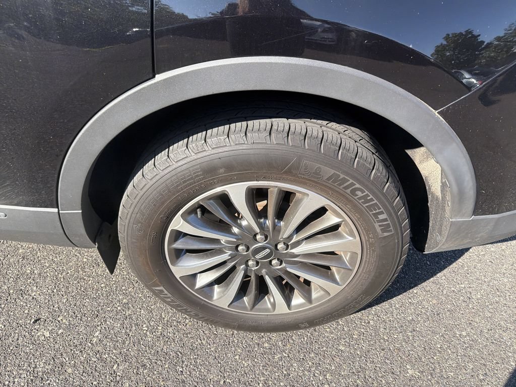 Certified 2023 Lincoln Nautilus Reserve AWD/4WD image 31