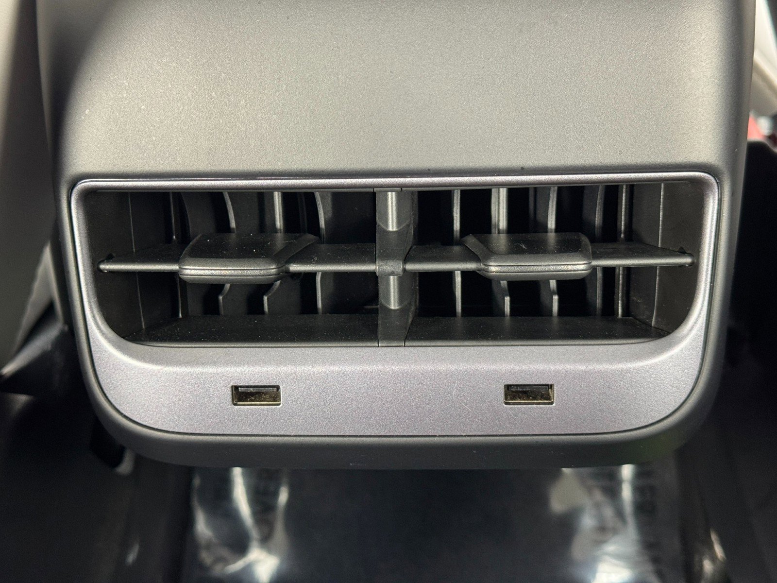 Used 2020 Tesla Model 3 Standard Range Plus image 33