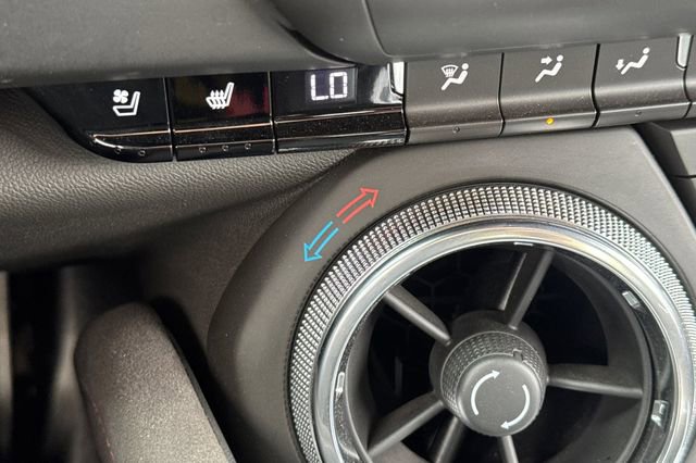 Used 2018 Chevrolet Camaro ZL1 image 25