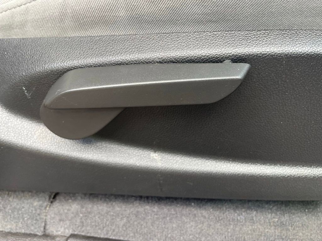 Certified 2021 Chevrolet Colorado W/T w/ Custom Special Edition AWD/4WD image 13