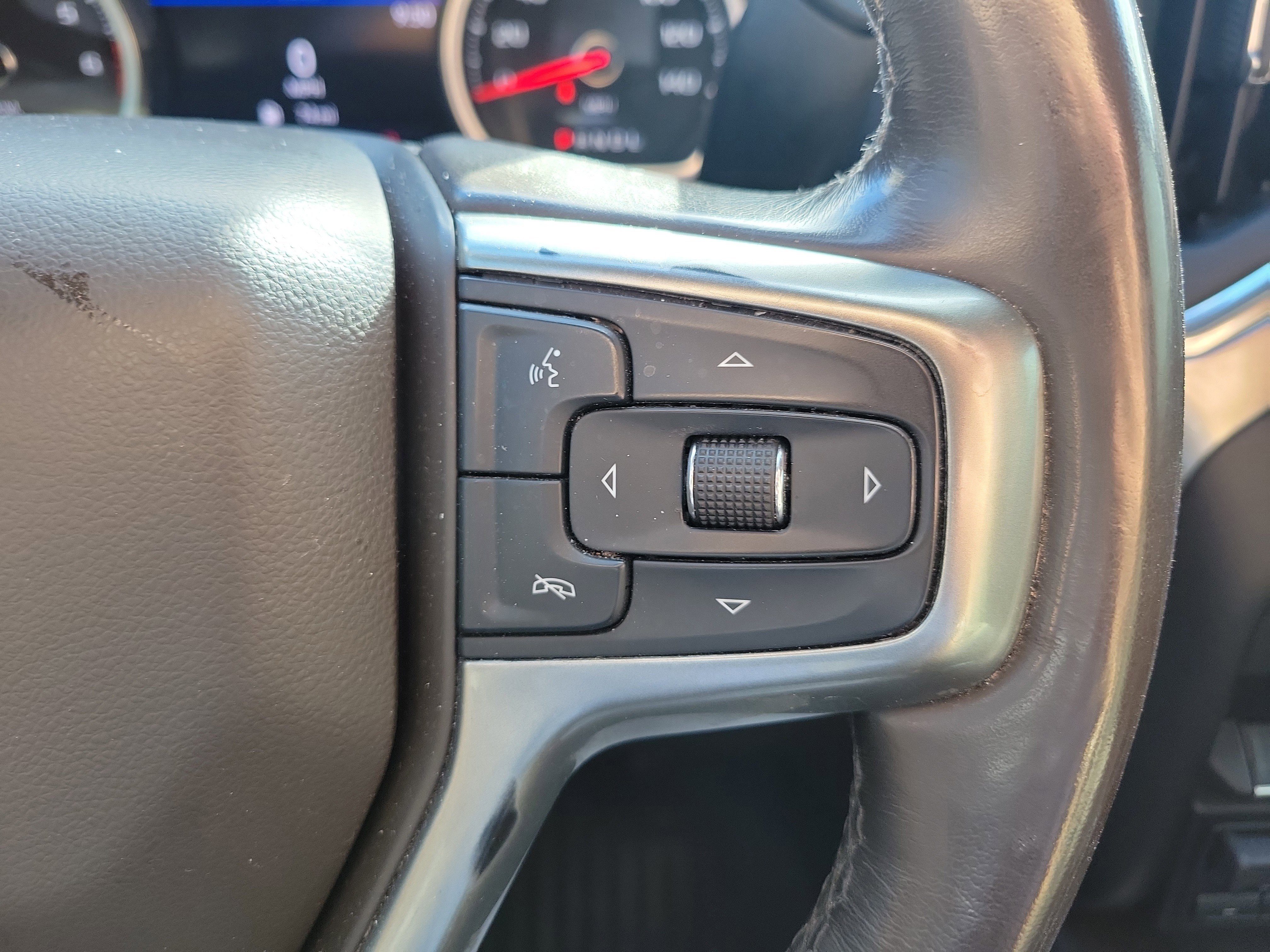 Used 2020 Chevrolet Silverado 1500 LTZ w/ LTZ Plus Package image 28