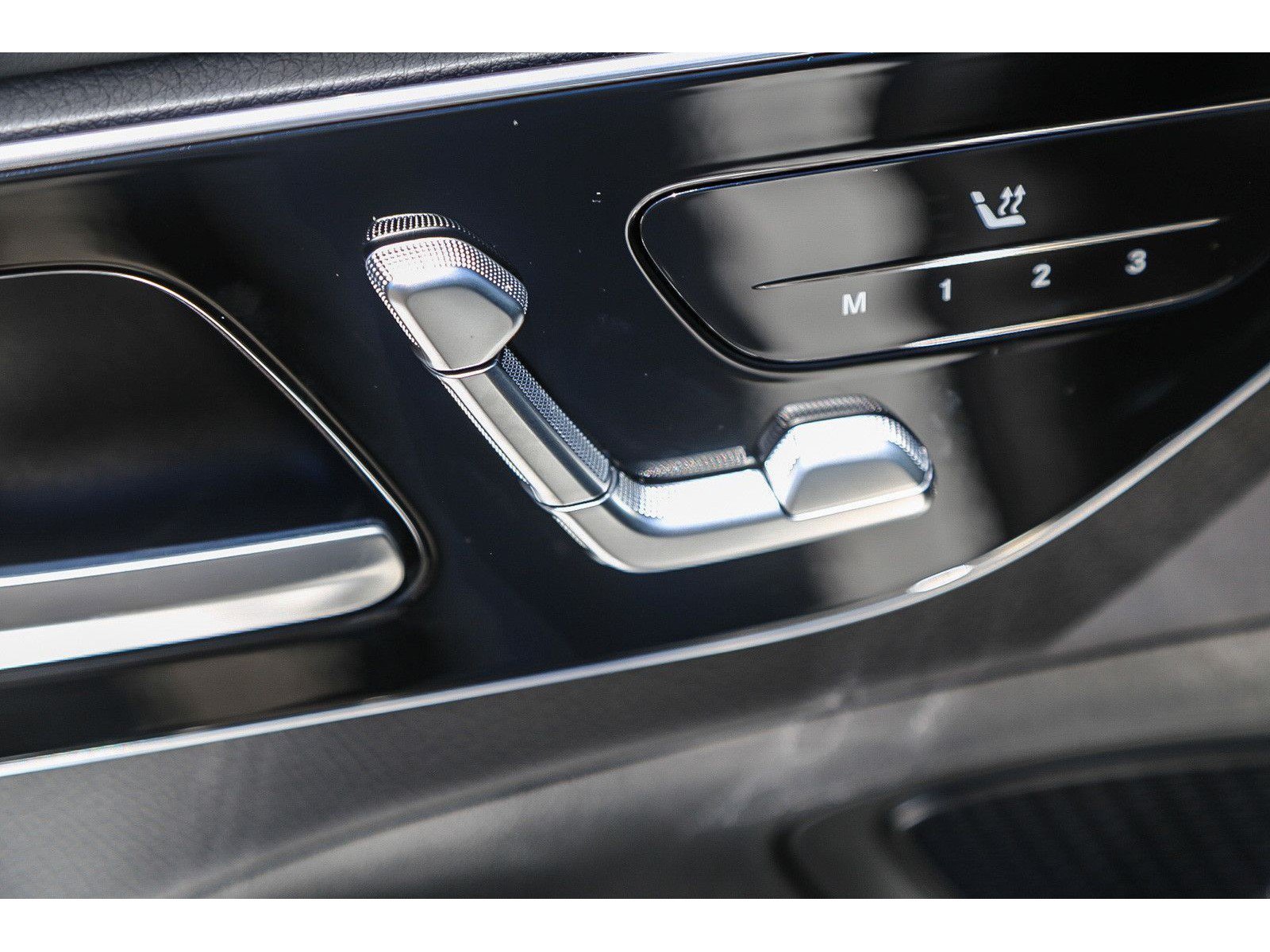 New 2026 Mercedes-Benz C 300 4MATIC Sedan image 20