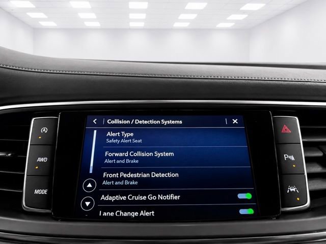 Used 2023 Buick Enclave Avenir w/ Avenir Technology Package AWD/4WD image 28