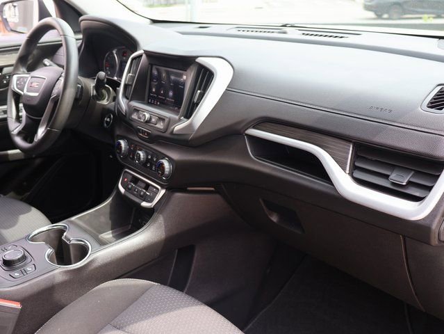 Used 2024 GMC Terrain SLE w/ Driver Convenience Package AWD/4WD image 10