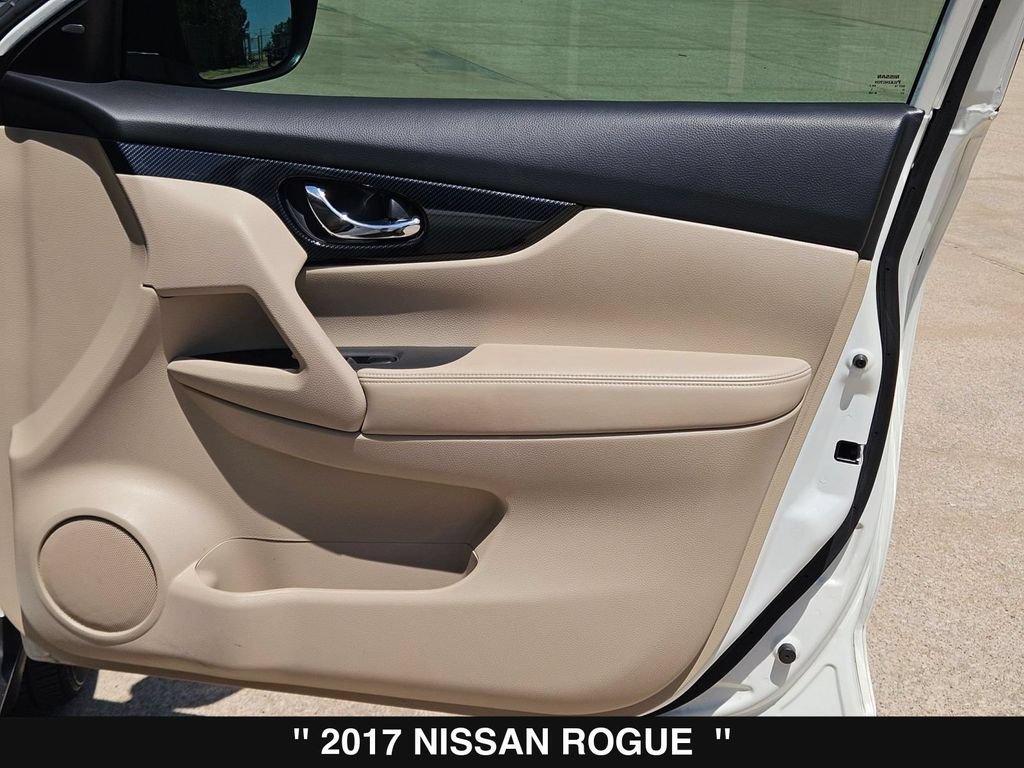 Used 2017 Nissan Rogue SL w/ SL Premium Package FWD image 31